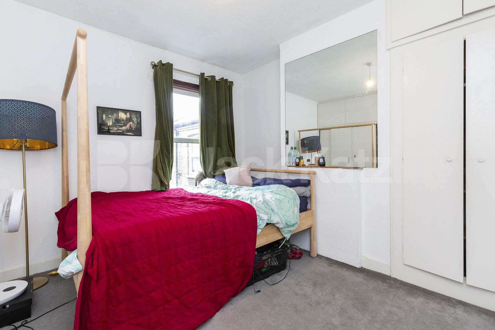 first floor 2 bedroom property with access to shared garden Chewton Road, Walthamstow